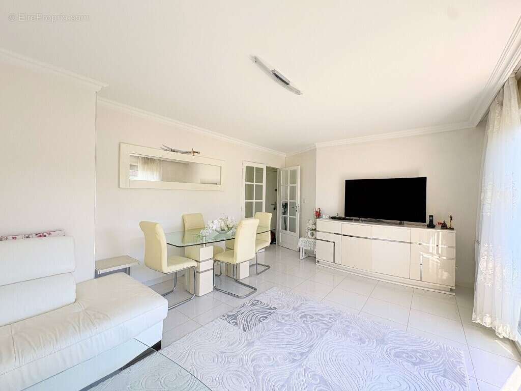 Appartement à CRAN-GEVRIER