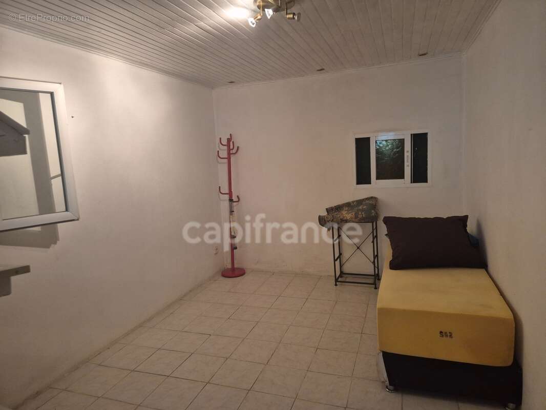 Maison à vendre 10 pièces proche de Saint Cezaire de Gauzignan - photo 12