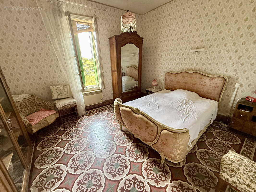 Maison à COMBAILLAUX