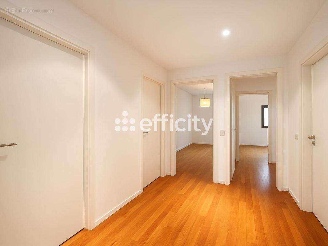 Appartement à LYON-6E