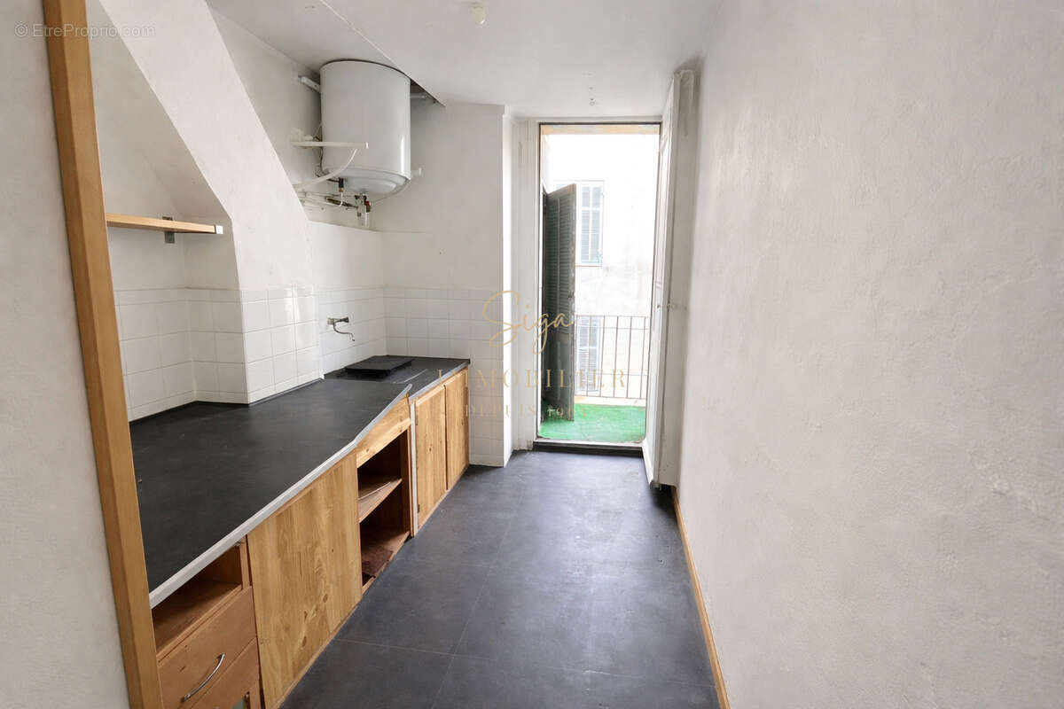 Type 2 34 m2 - secteur opera 13001. ideal investisseurs. - photo 4