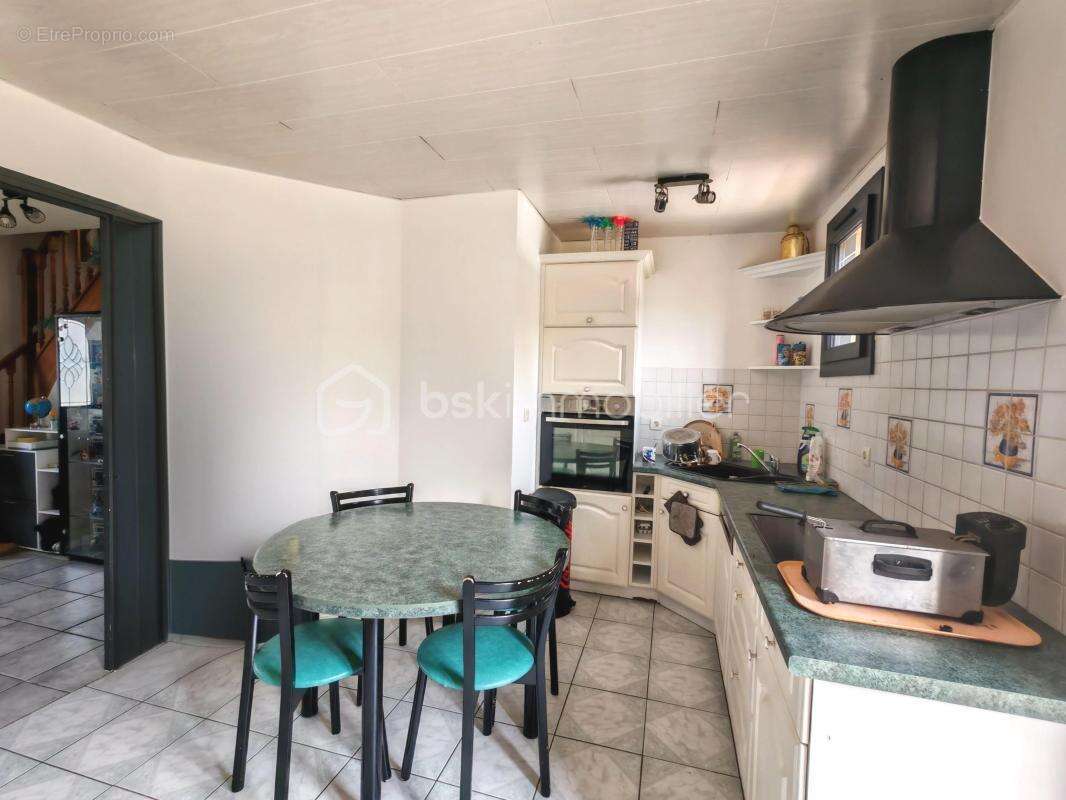 Maison à SAACY-SUR-MARNE