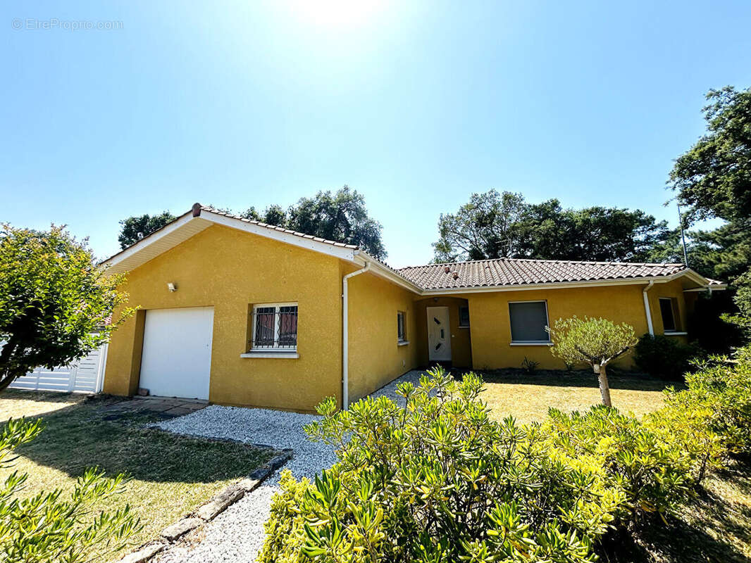 Maison à TARNOS