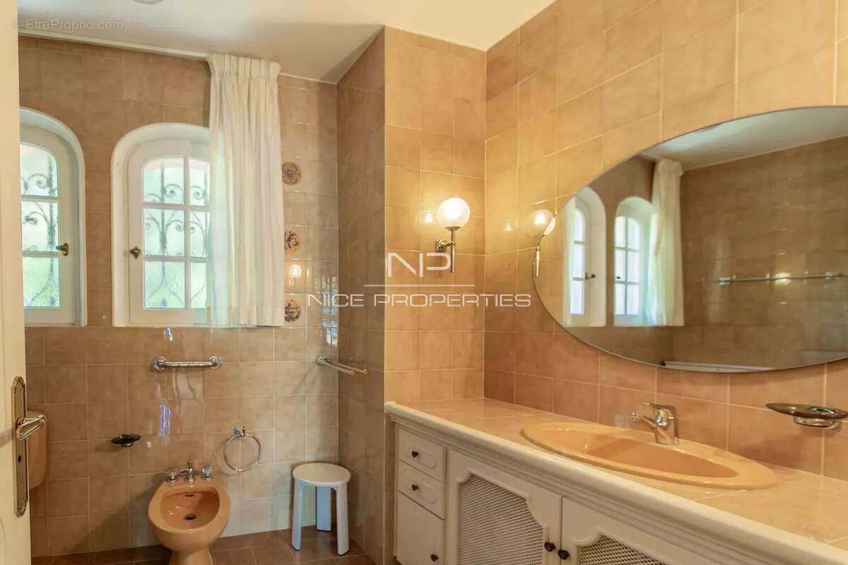 Maison à SAINT-RAPHAEL