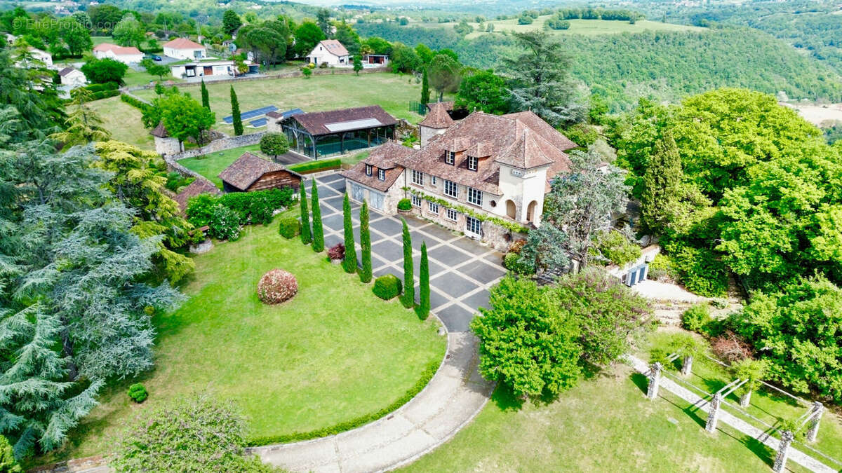 Maison à CAPDENAC