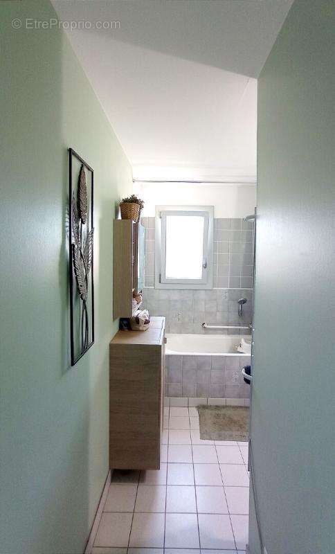 Maison à SAINT-ETIENNE-DE-CHIGNY