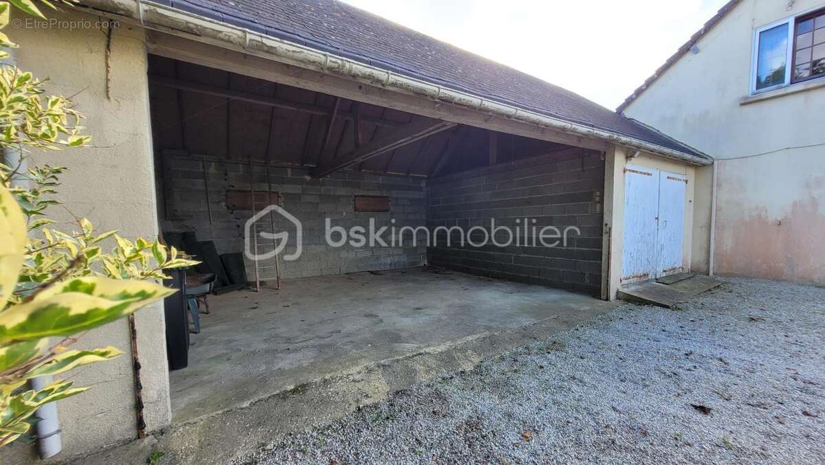 Maison à MONTFARVILLE