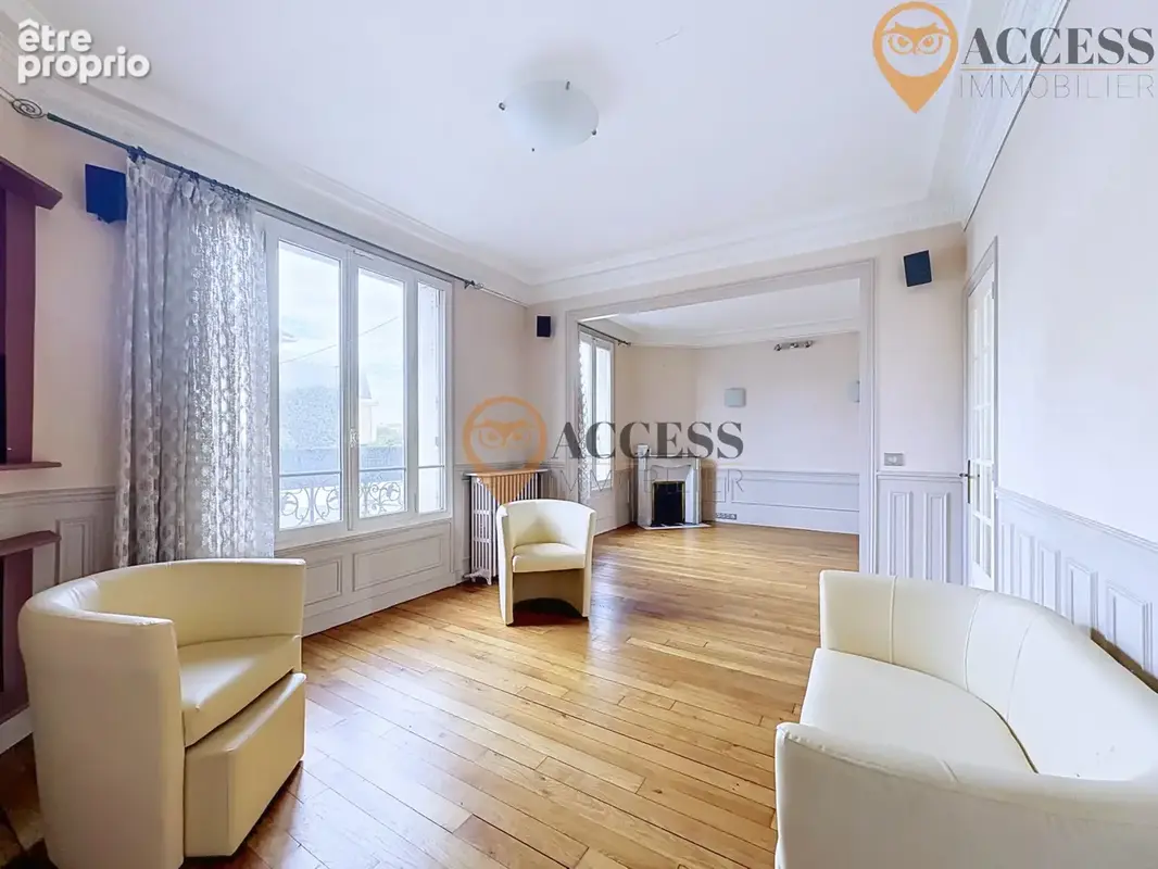 GROSLAY - Meulière familiale avec dépendance de 150m2 ! - photo 3