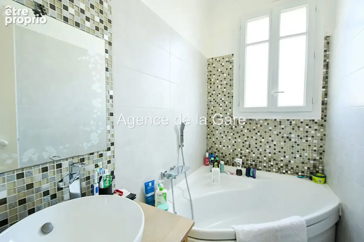SARTROUVILLE Maison 6 pièces  4 chambres Terrain 410 m² Proche RER A Sous-sol total - photo 11
