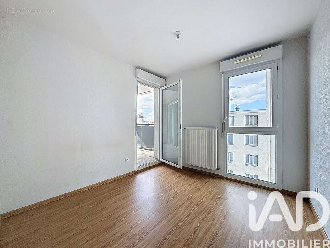 Photo 9 - Appartement à LYON-8E