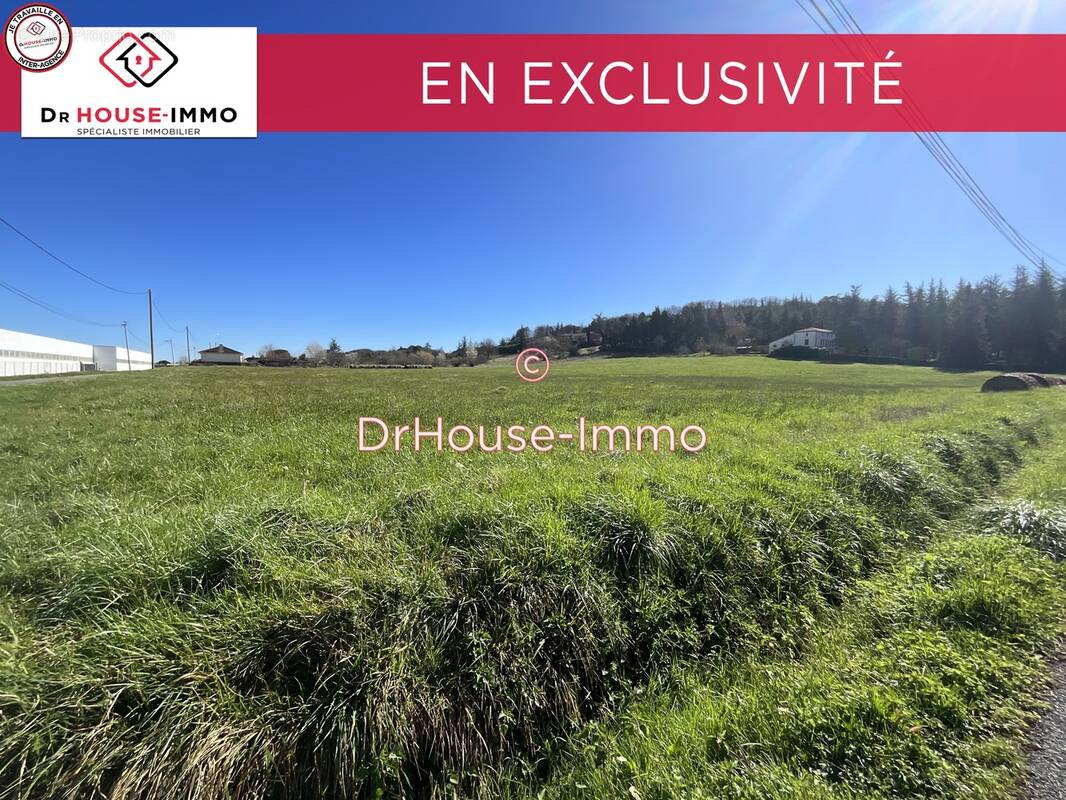 Terrain à AIGUILLON