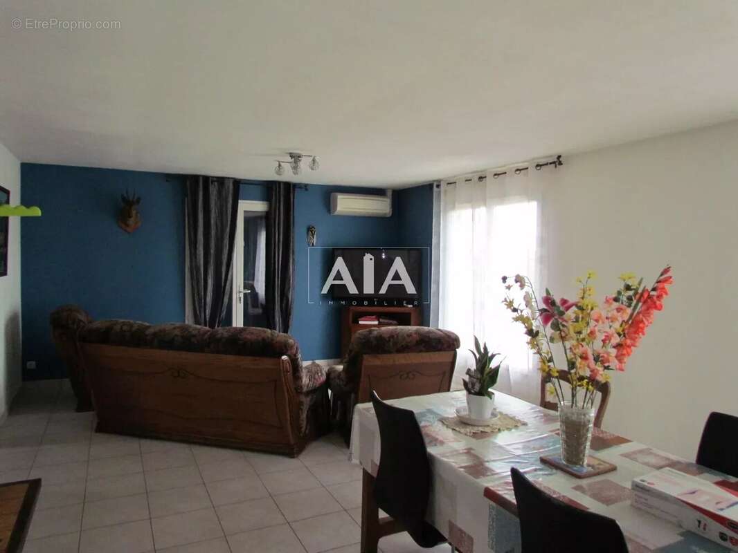 Maison à TAIZE-AIZIE