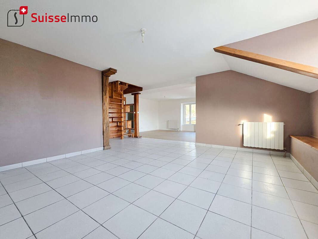 Maison à L'ISLE-SUR-LE-DOUBS