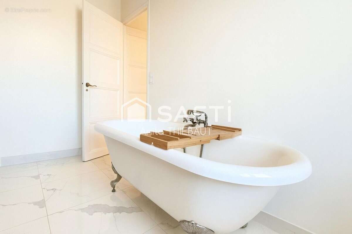 Photo 7 - Appartement à FREJUS