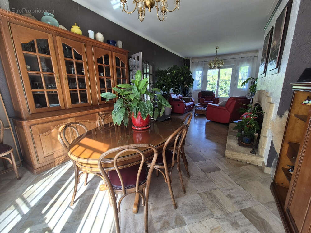 Maison à TREMBLAY-EN-FRANCE
