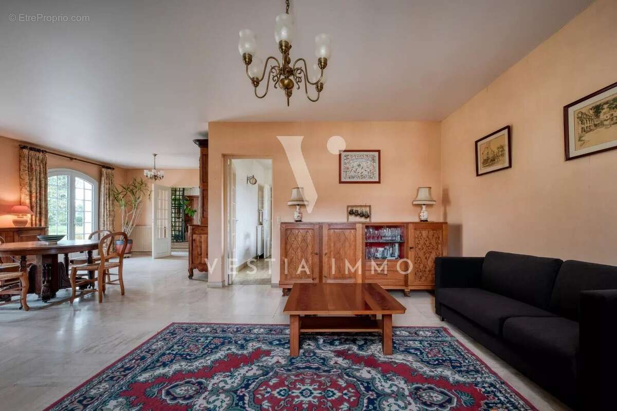 Maison à DOURDAN