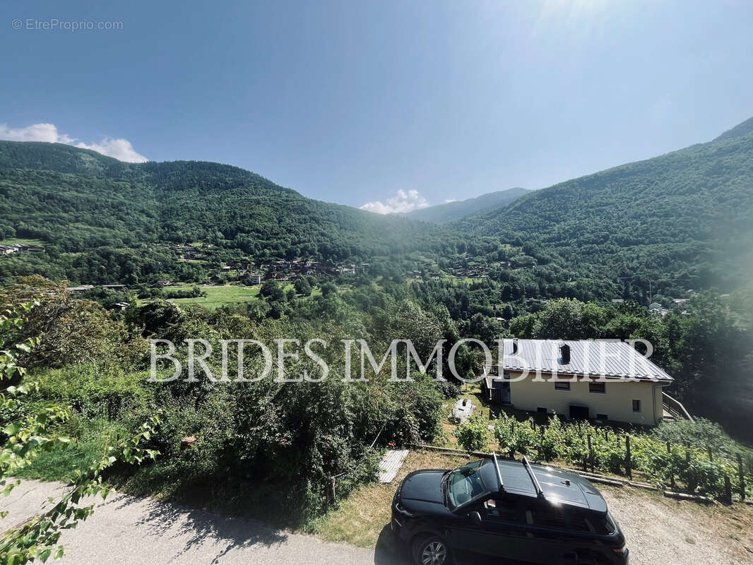 Terrain à BRIDES-LES-BAINS