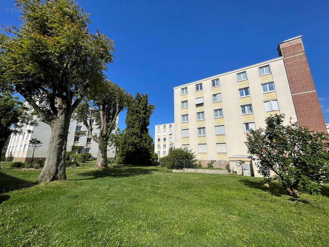 Appartement à TAVERNY