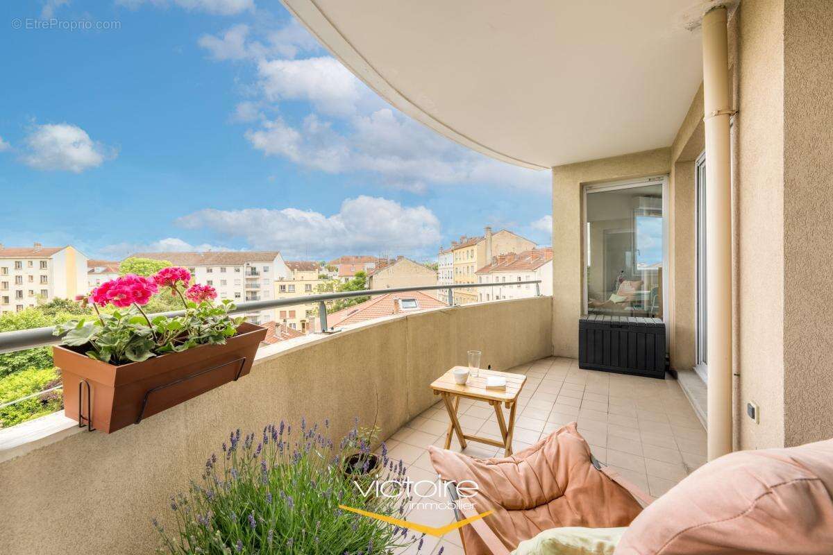 Appartement à VILLEURBANNE