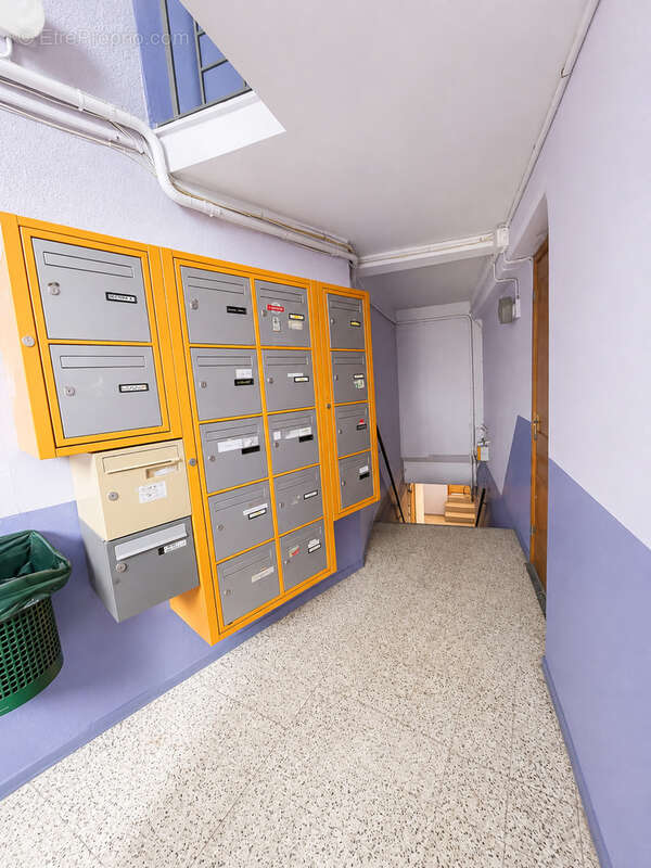 T2 34 m2   Centre-ville Saint-Étienne   38000 - photo 6