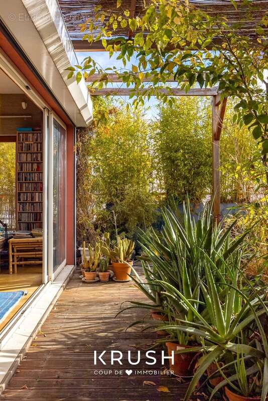 Appartement à MARSEILLE-4E