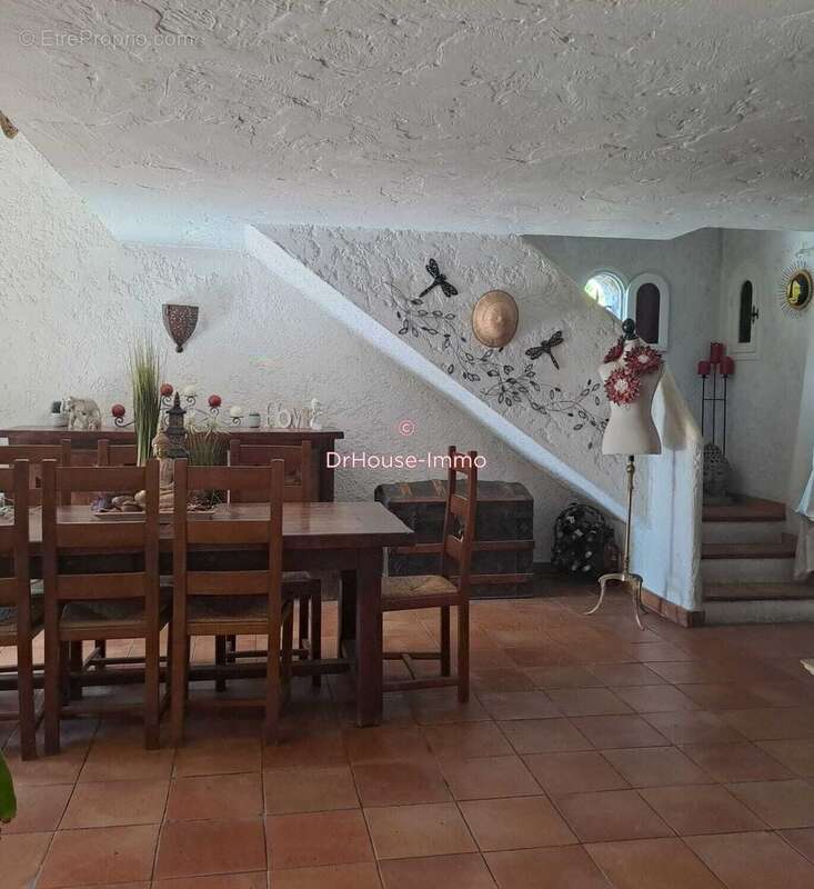 Maison à MOUANS-SARTOUX