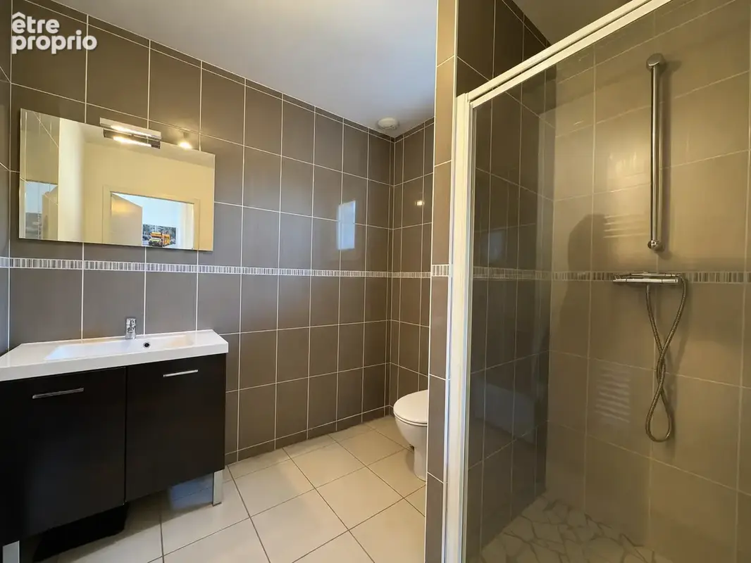 Communay - maison 4 pieces - coeur de village - photo 10