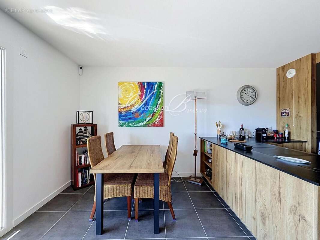 Appartement 82 m² à Rumilly  - photo 5