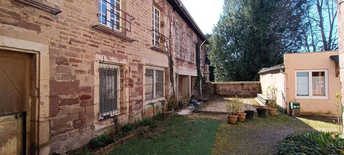 Appartement à LUXEUIL-LES-BAINS