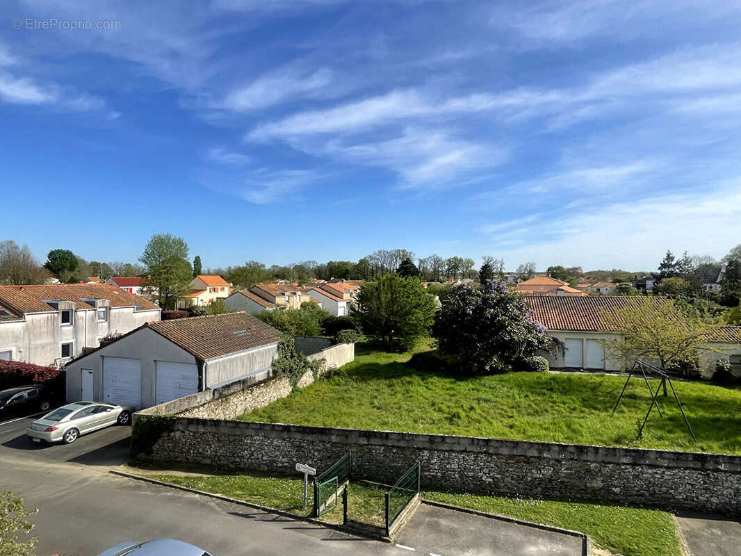 Appartement à GENESTON