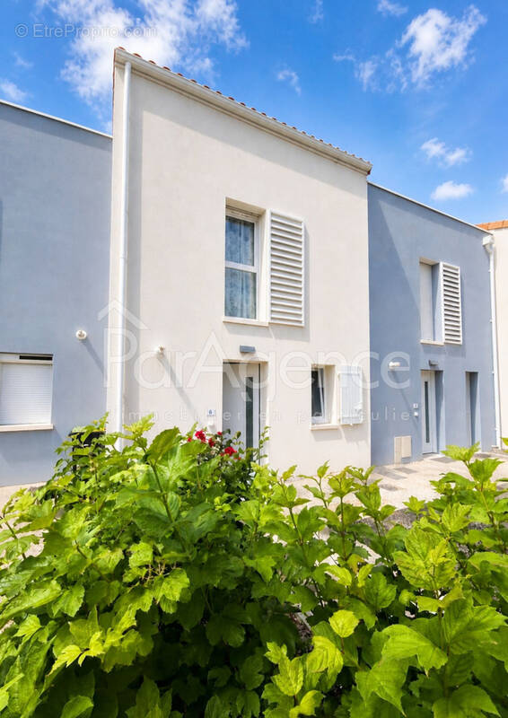 Maison à VAUX-SUR-MER