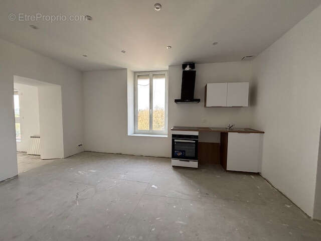 Appartement à LA HAYE-PESNEL