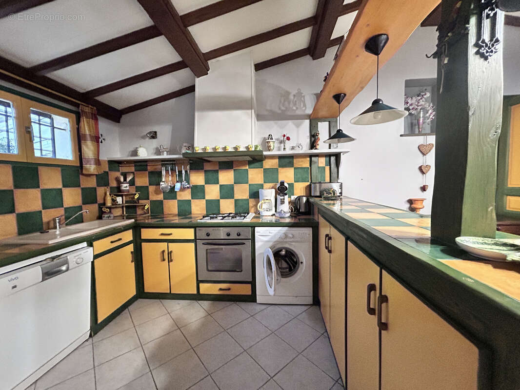 En Cévennes, Maison avec gite et appartement, à vendre - photo 9