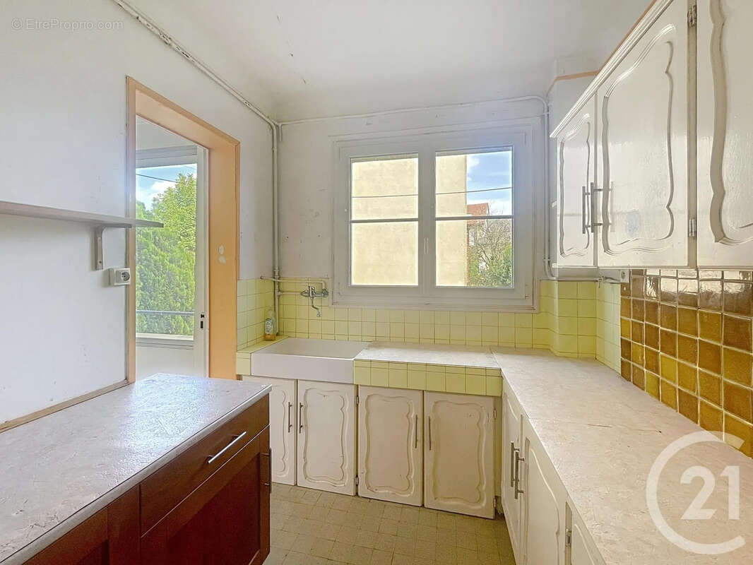 Appartement à MONTEREAU-FAULT-YONNE
