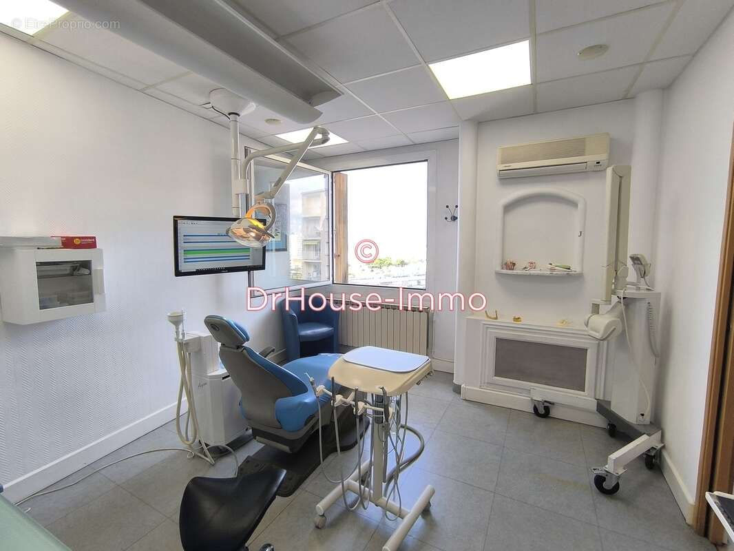 Appartement à MARSEILLE-4E