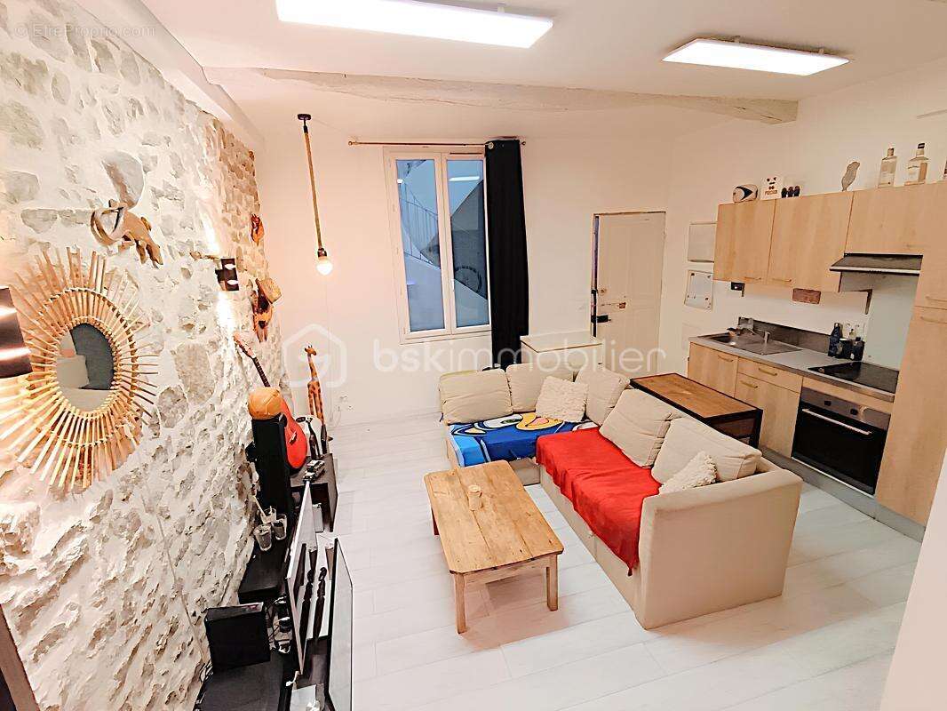 Appartement à OLLIOULES