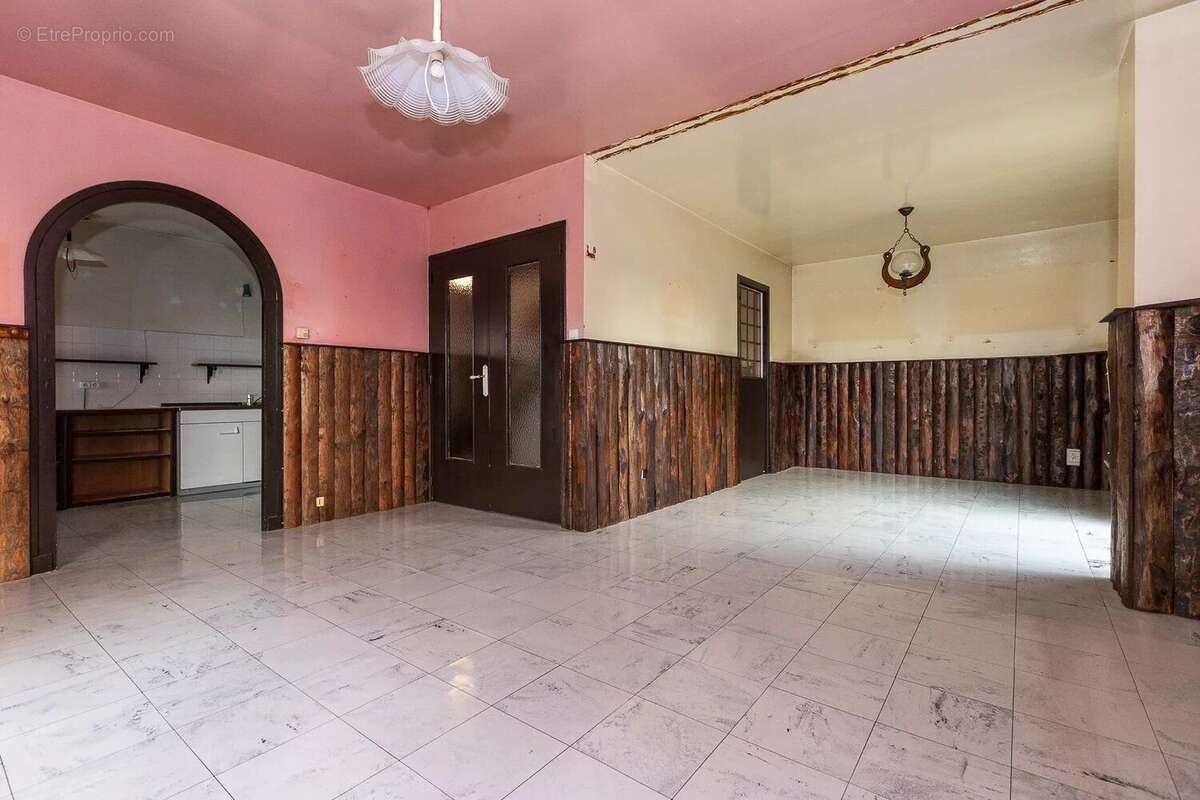 Maison à MONTALIEU-VERCIEU