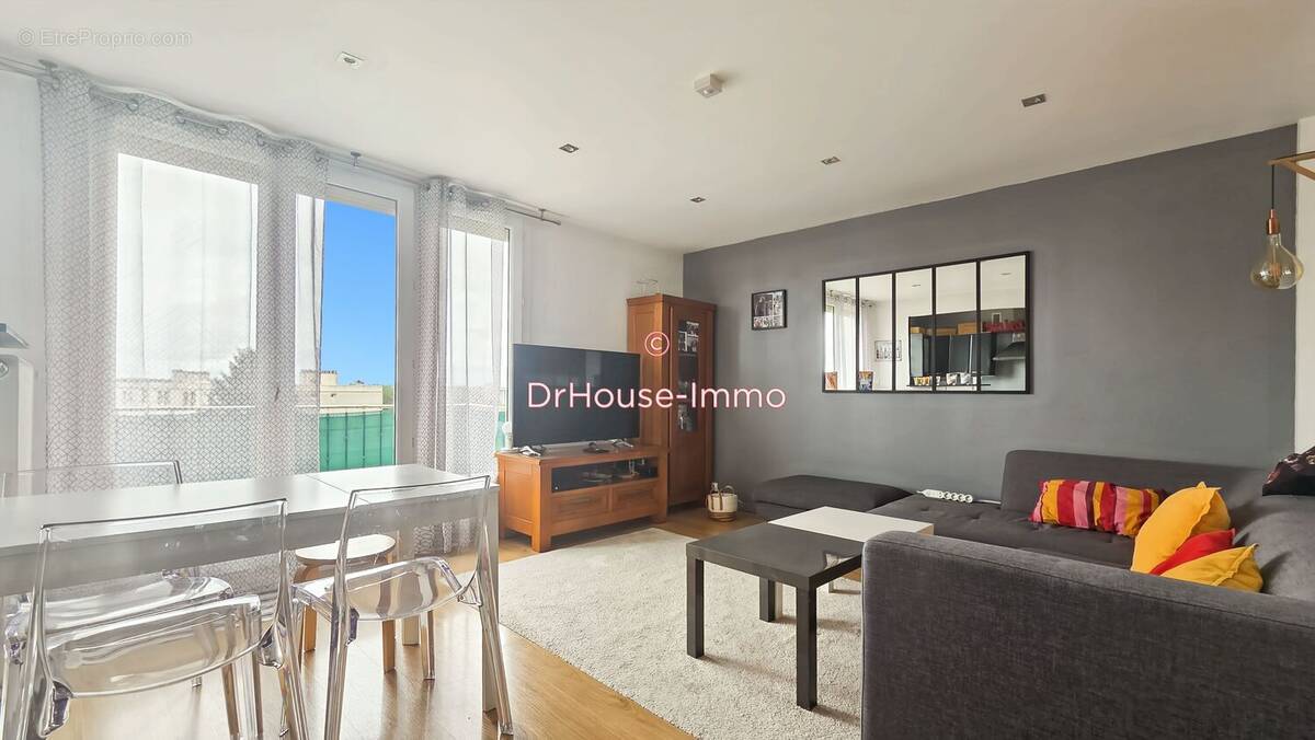 Appartement à NOZAY