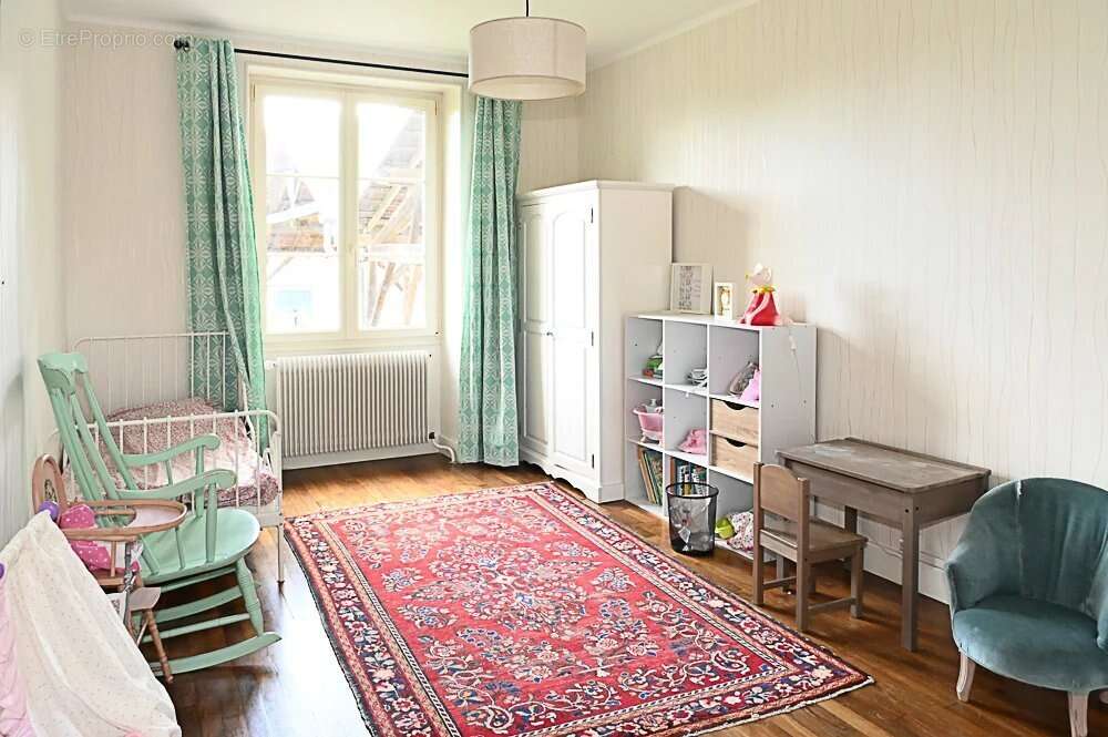 Maison à SENNECEY-LE-GRAND