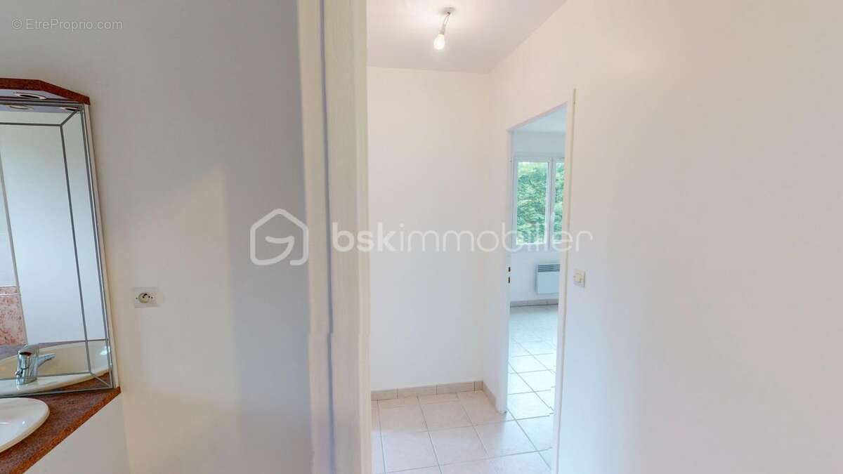 Maison à SAINT-DOULCHARD