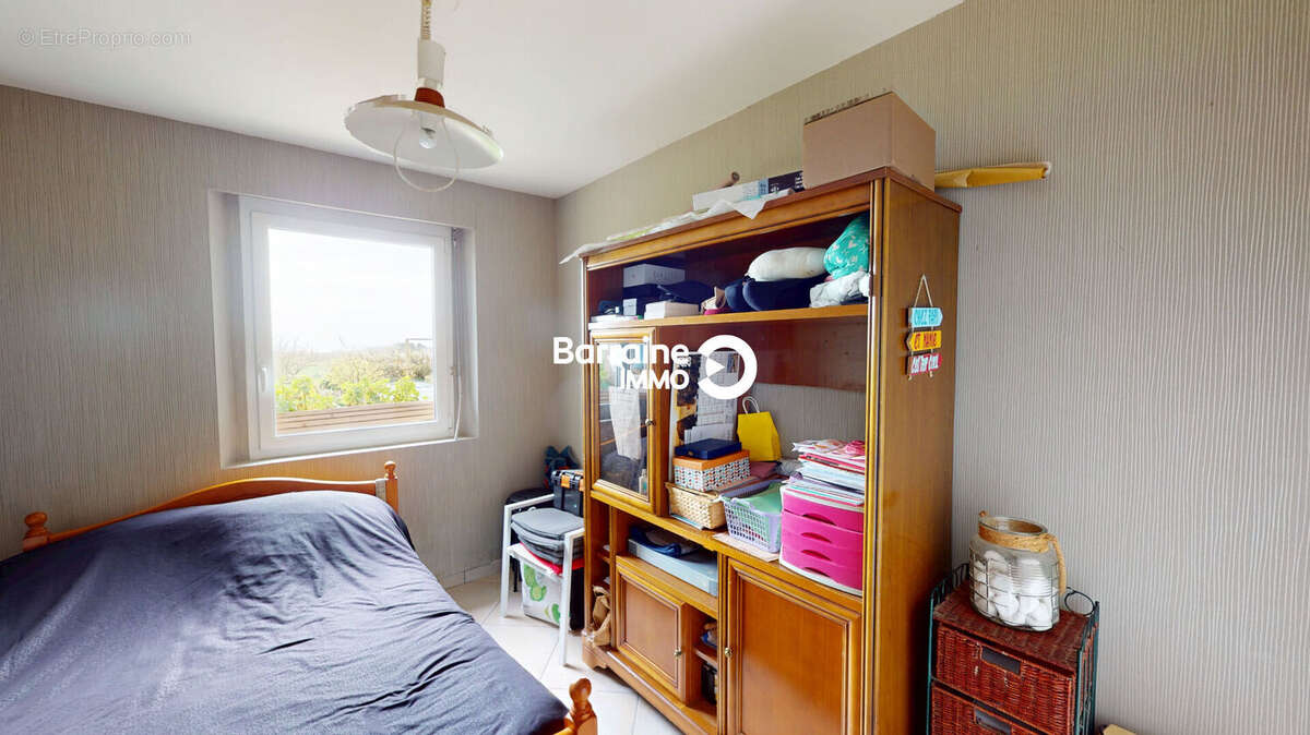 Maison à PLOUGONVELIN