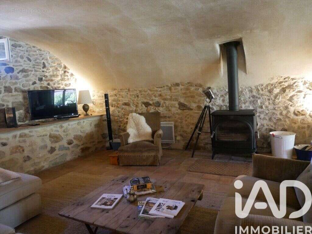 Maison 212 m² à La Bruguiere  - photo 7