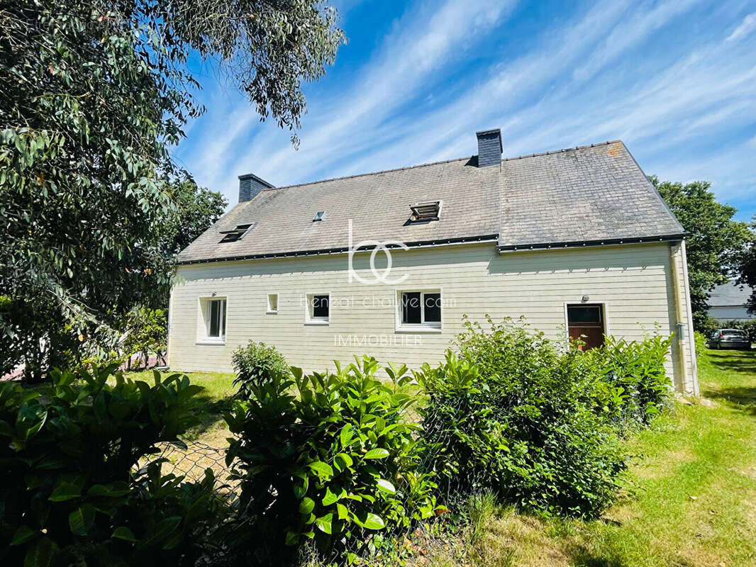 Maison LE TOUR DU PARC - 88 m2 - cadre verdoyant - 1050 m2 de terrain - photo 2
