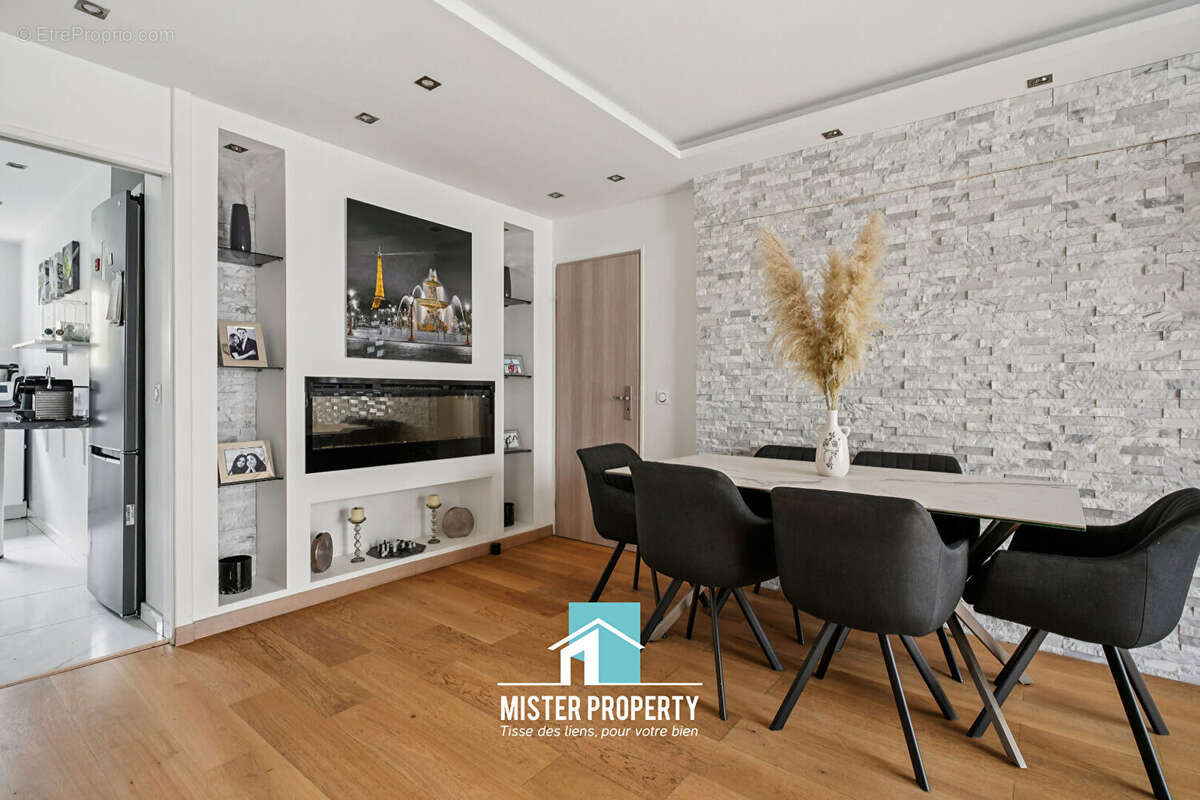 Appartement à LEVALLOIS-PERRET