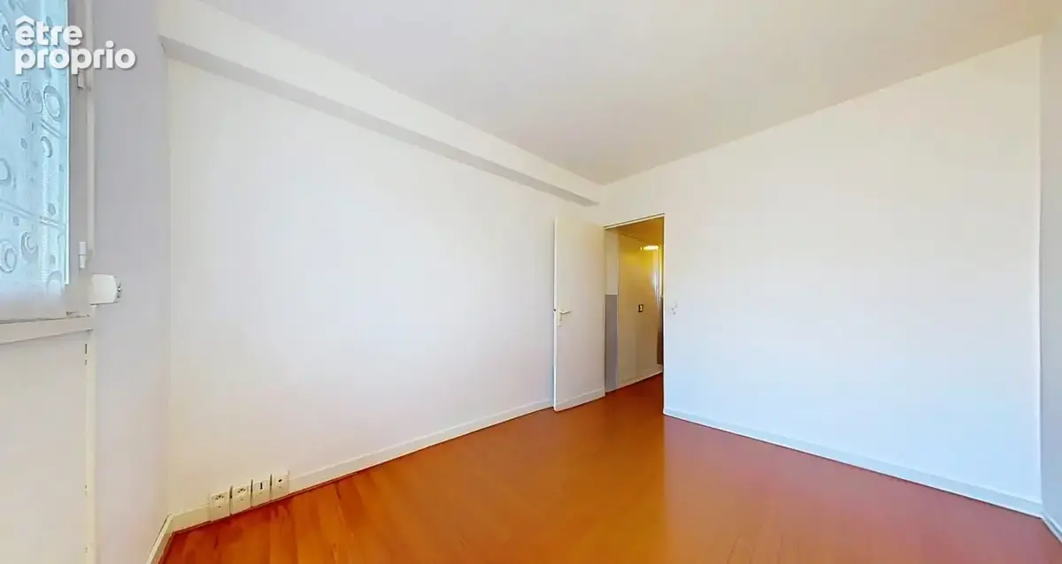 A VENDRE - REIMS - APT 2 chambres proche Gare et futur NEOMA - photo 7