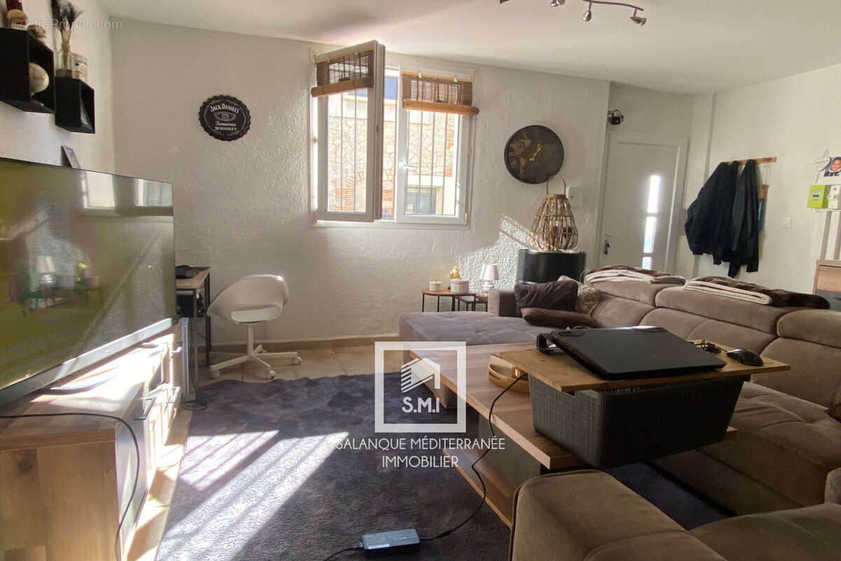 Appartement à TORREILLES