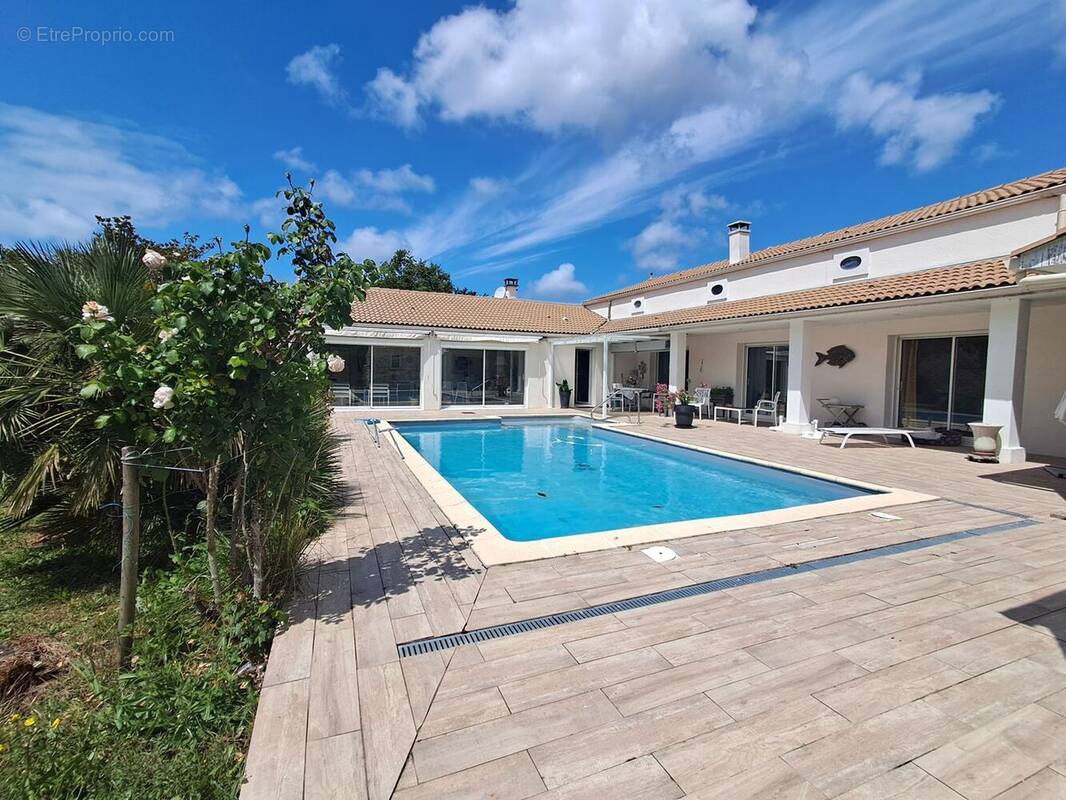 Maison à BREUILLET