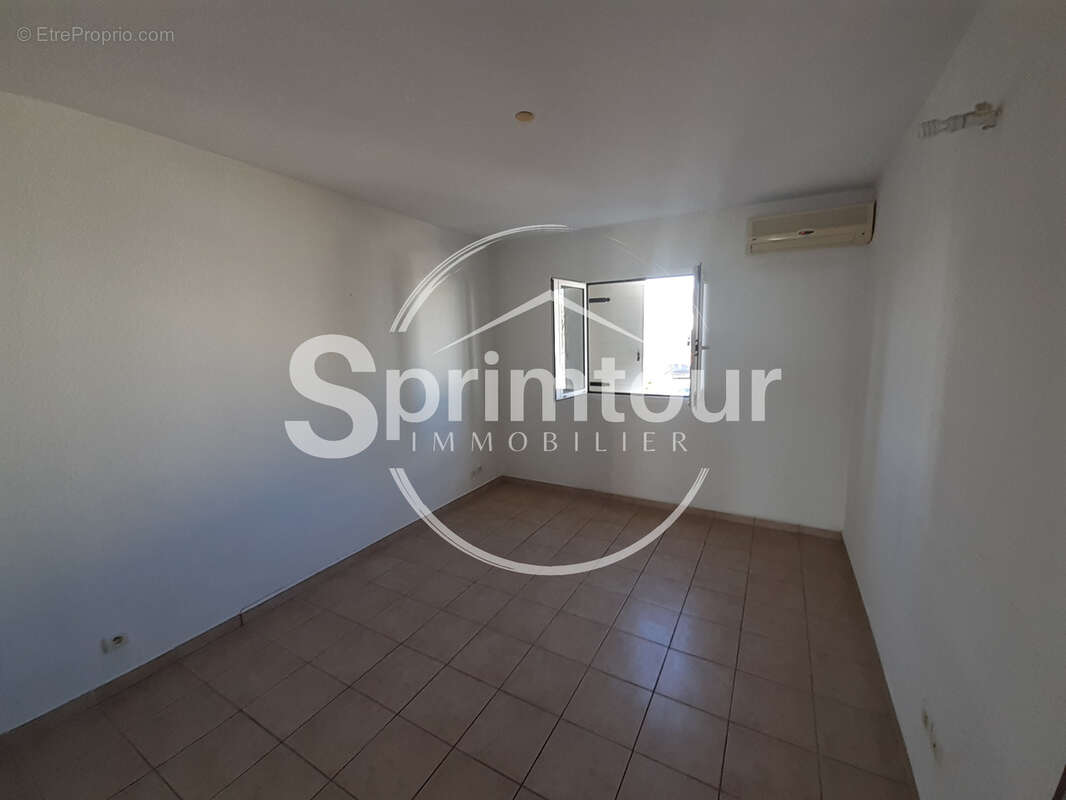 Appartement à BAIE-MAHAULT