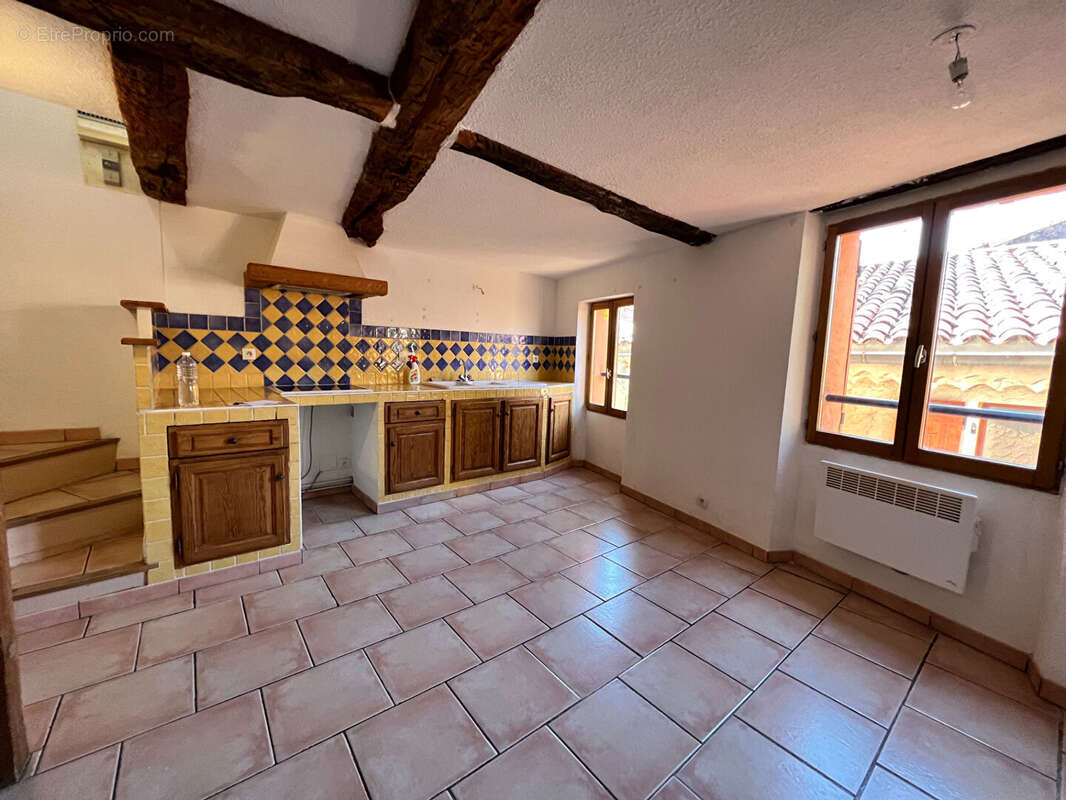 Appartement T3 (56 m²) en vente à LA ROQUEBRUSSANNE - photo 3