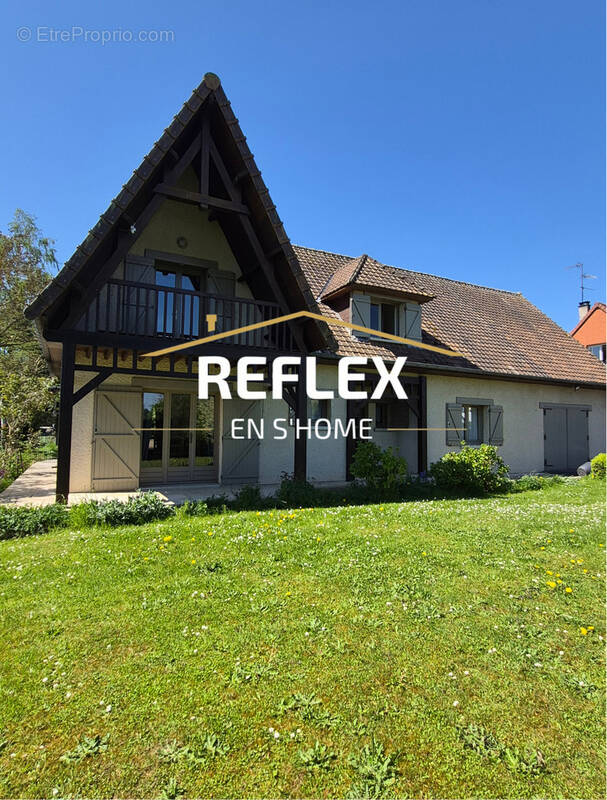 Maison à DERNANCOURT